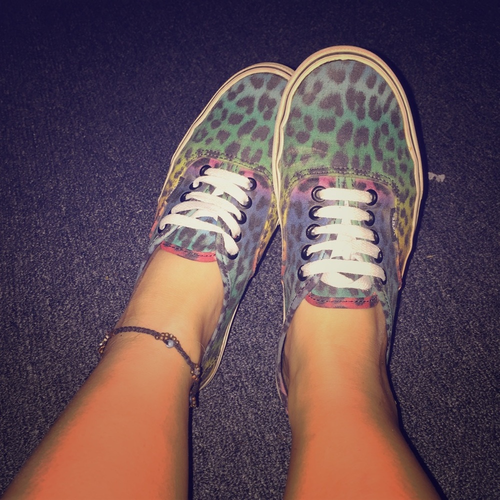 🌼Animal Print Vans🌼